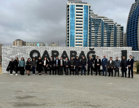 Məhkəmə Ekspertizası Mərkəzinin əməkdaşları
“Hərbi Qənimətlər Parkı”nda olublar