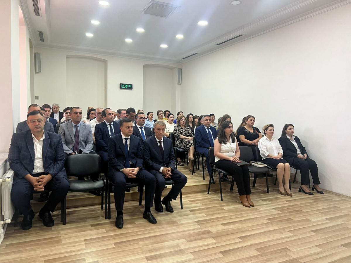 Ədliyyə Nazirliyinin Məhkəmə Ekspertizası Mərkəzində Milli Qurtuluş Günü münasibətilə tədbir keçirilib Ədliyyə Nazirliyinin Məhkəmə Ekspertizası Mərkəzində Milli Qurtuluş Günü münasibətilə tədbir keçirilib