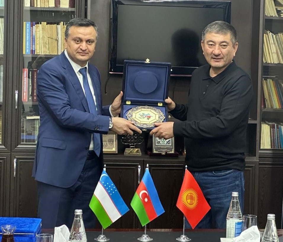 Özbəkistan və Qırğızıstan nümayəndə heyəti ilə məhkəmə ekspertizası üzrə əməkdaşlıq müzakirə olunub Özbəkistan və Qırğızıstan nümayəndə heyəti ilə məhkəmə ekspertizası üzrə əməkdaşlıq müzakirə olunub